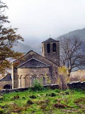 iglesia de santa eulalia de oros bajo